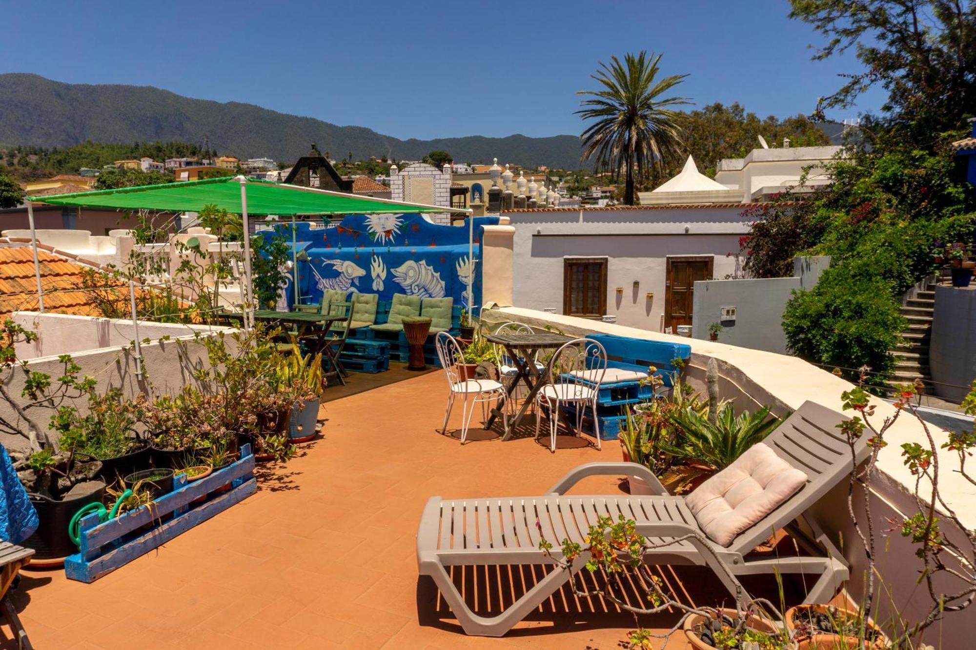 אל פאסו Hostel Albergue La Casa Encantada מראה חיצוני תמונה