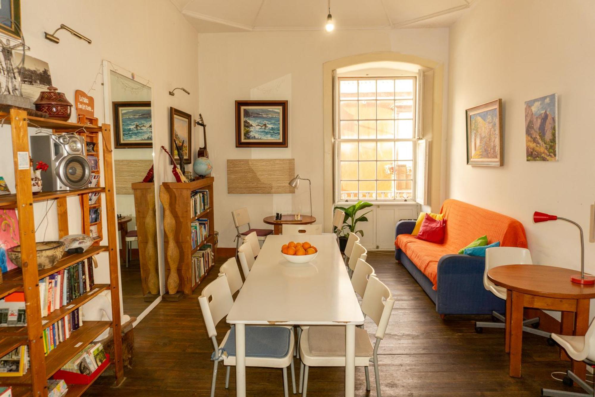 אל פאסו Hostel Albergue La Casa Encantada מראה חיצוני תמונה